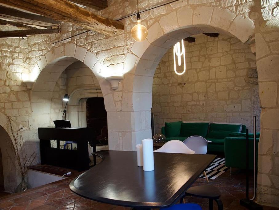 Ancien Pressoir, Semi-troglodyte *